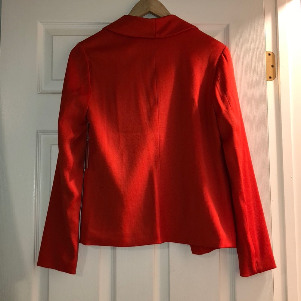 Blazer - Picture 3 of 3